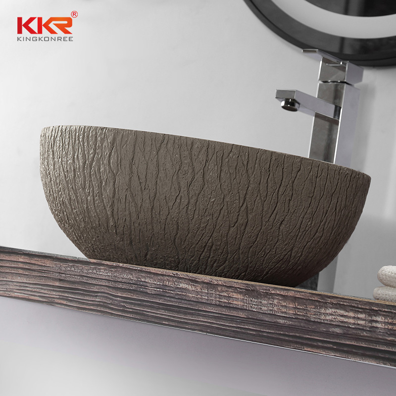 Rindenkorn Zement grau Arbeitsplatte Spüle über Arbeitsplatte Becken